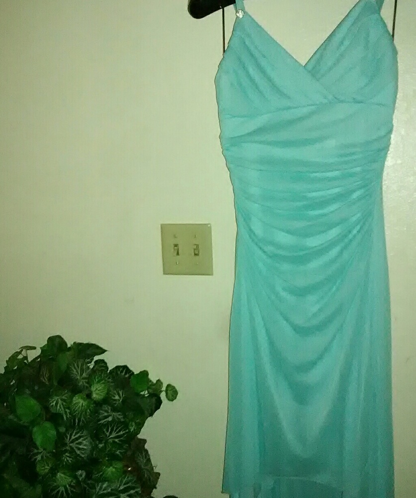 Dress - Picture 2 of 4